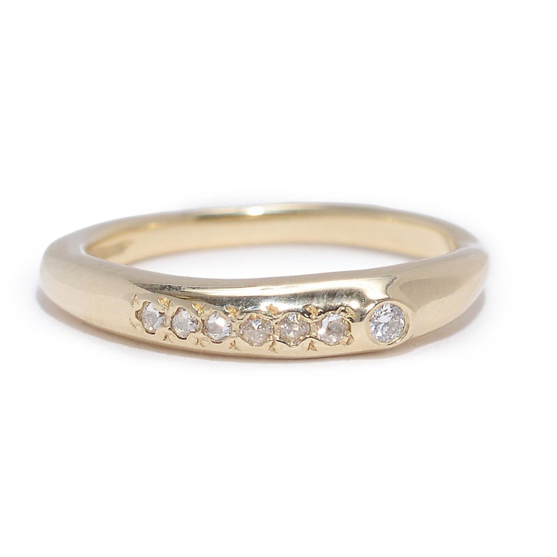 Regal Band with Diamond