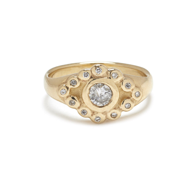Evil Eye Ring in Gold with Diamonds