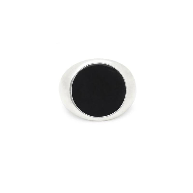 Classic Tablet Ring in Silver with Onyx